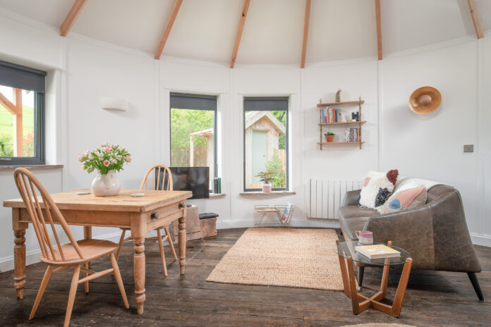 Boutique Glamping Somerset - Roundhouse 1