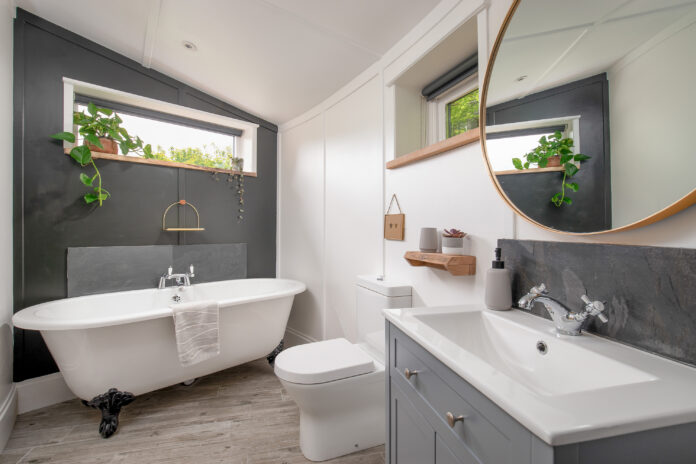 Boutique Glamping Somerset - Roundhouse 1