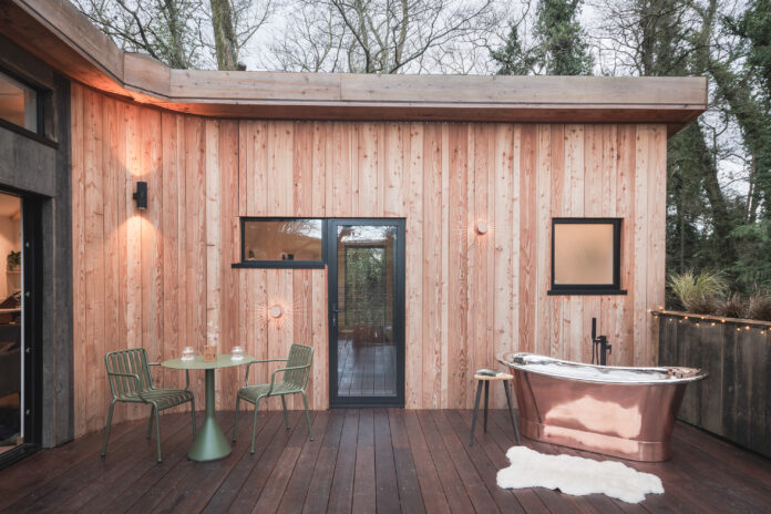Boutique Glamping Somerset - The Lodge