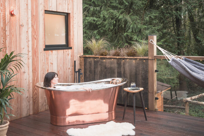 Boutique Glamping Somerset - The Lodge