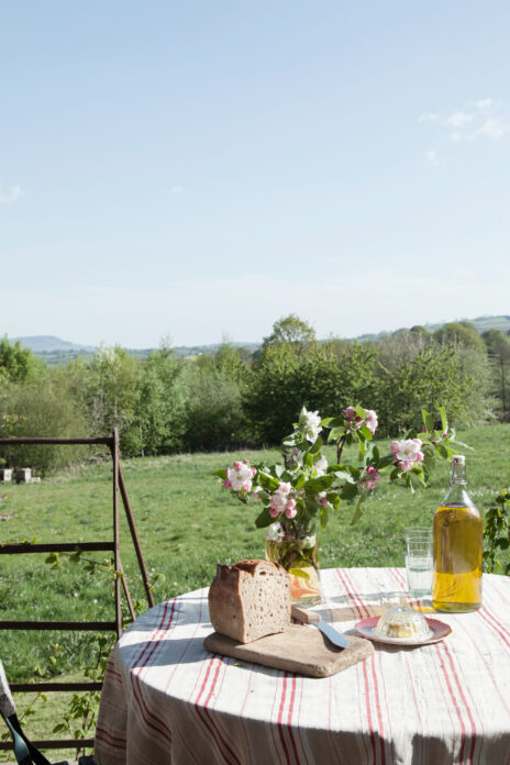 Wildflower Wagon Hereford