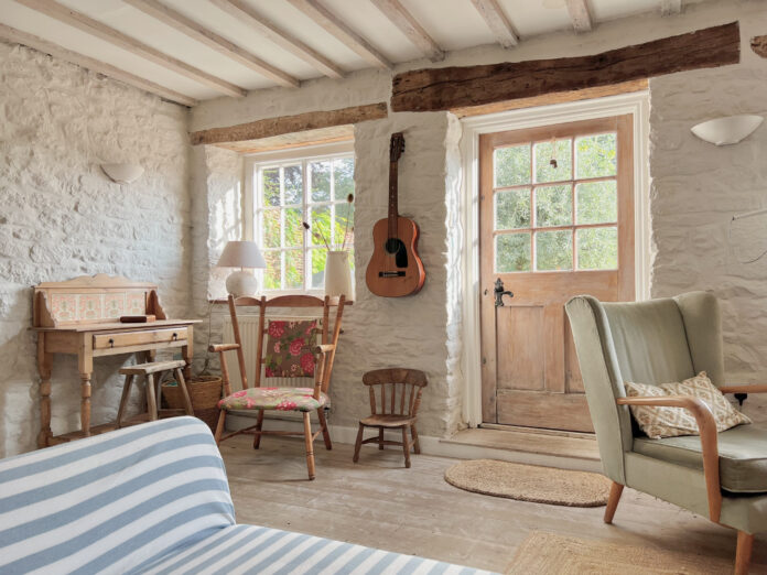 Spring Cottage, Cotswolds
