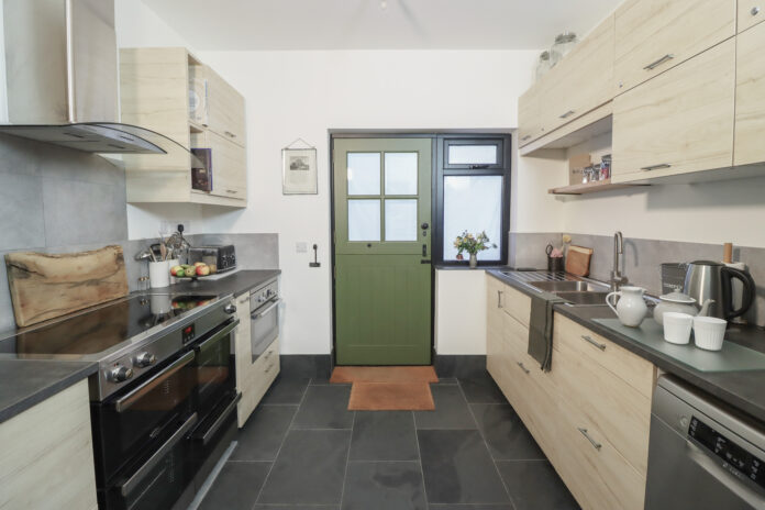Carthen-Wales-Lodge