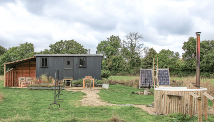 Lapwing Cabins, Cotswolds