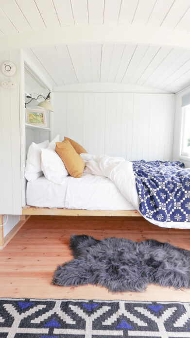 Lapwing Cabins, Cotswolds