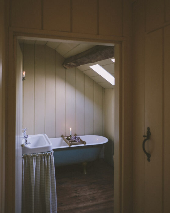 Garth Gell on Kip Hideaways ©KatiePankowski