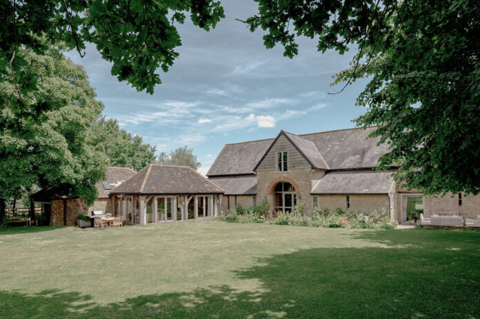 Pitcome barn