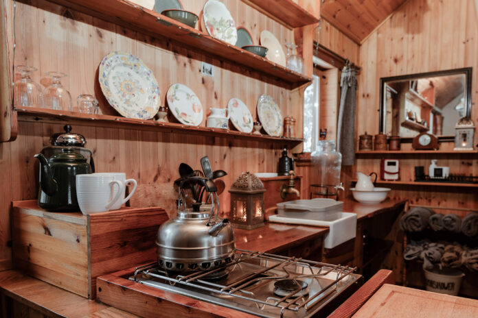 Lazy Duck - Woodman's Hut on Kip Hideaways