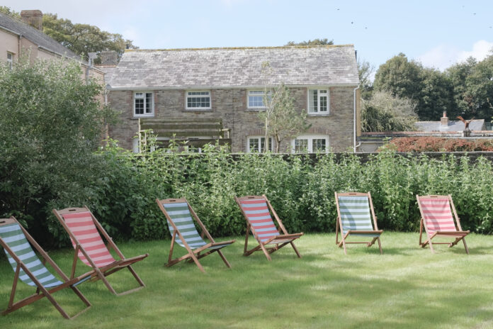 Cottage Orné on Kip Hideaways