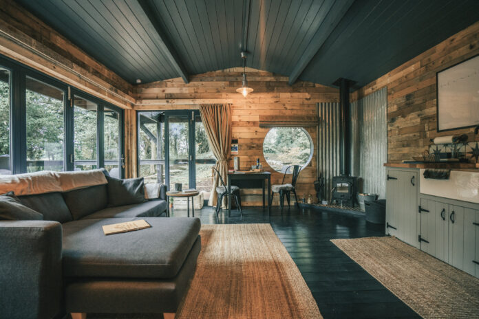 The Lakehouse at Coddington on Kip Hideaways