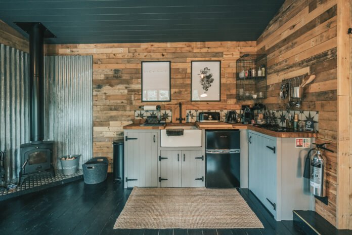 The Lakehouse at Coddington on Kip Hideaways